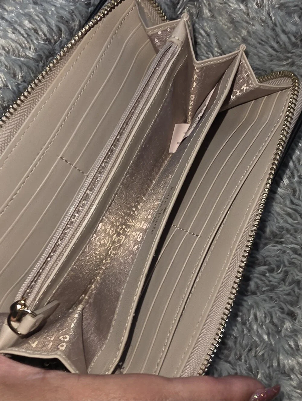 Kate Spade Leather Tassel Zip Wallet